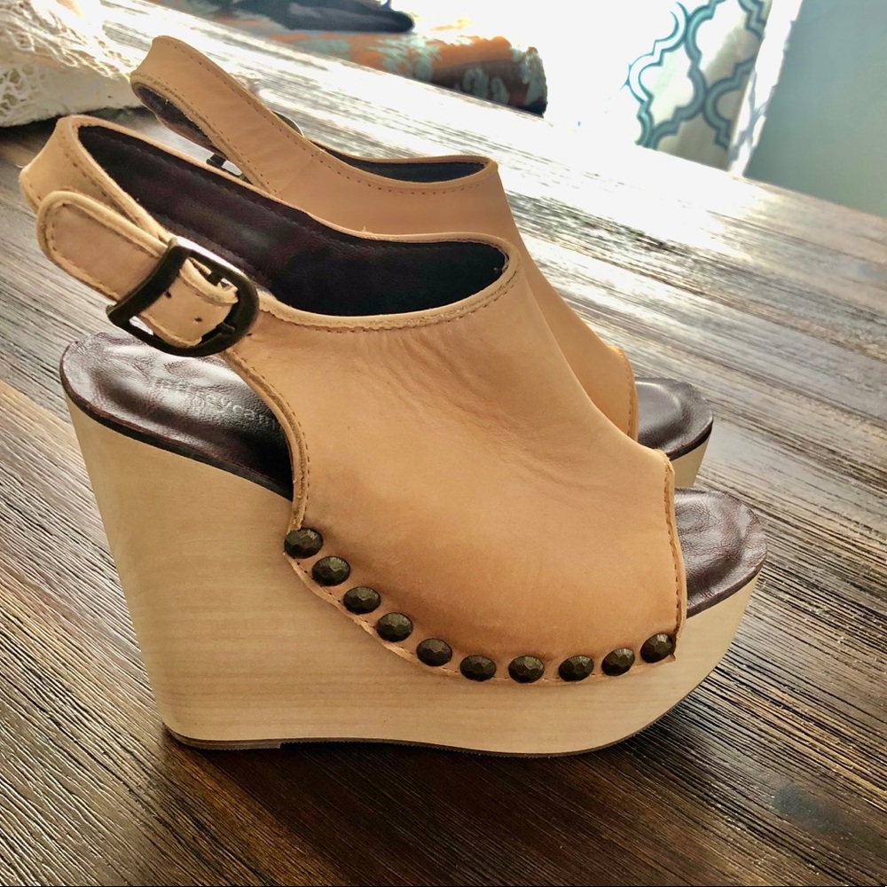 Jeffrey Campbell snick stud platform Wood wedges